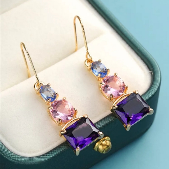 Jewelry - 🎀18k 3 Gemstone Drop Earrings